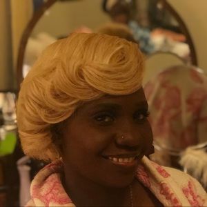 Meet your Posher, Earnet